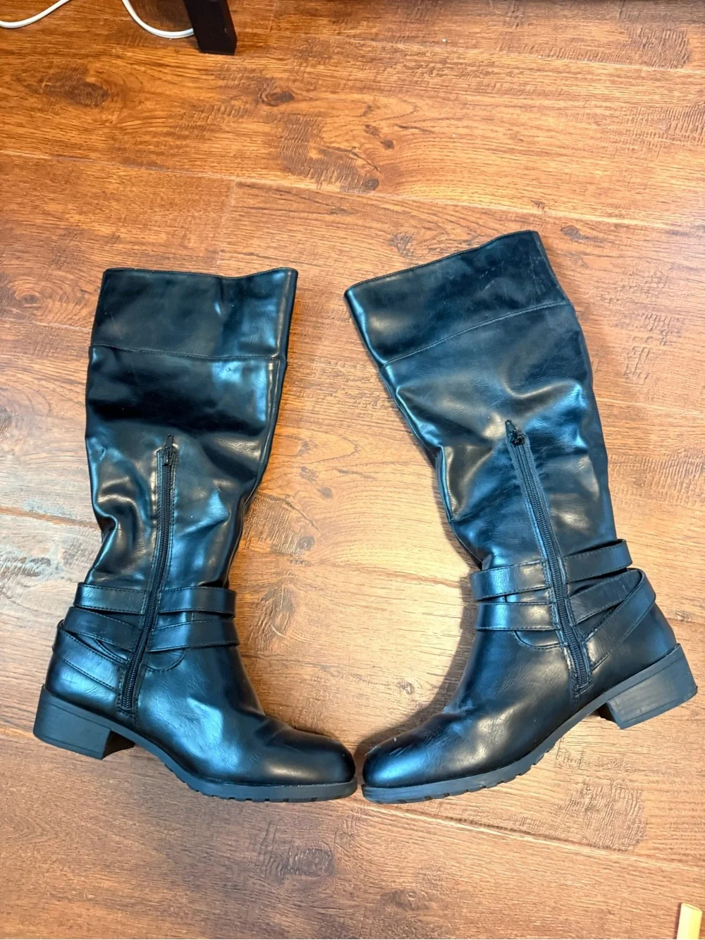 Solanz Grammercy Black Knee High Buckle Boots Women’s 9.5M